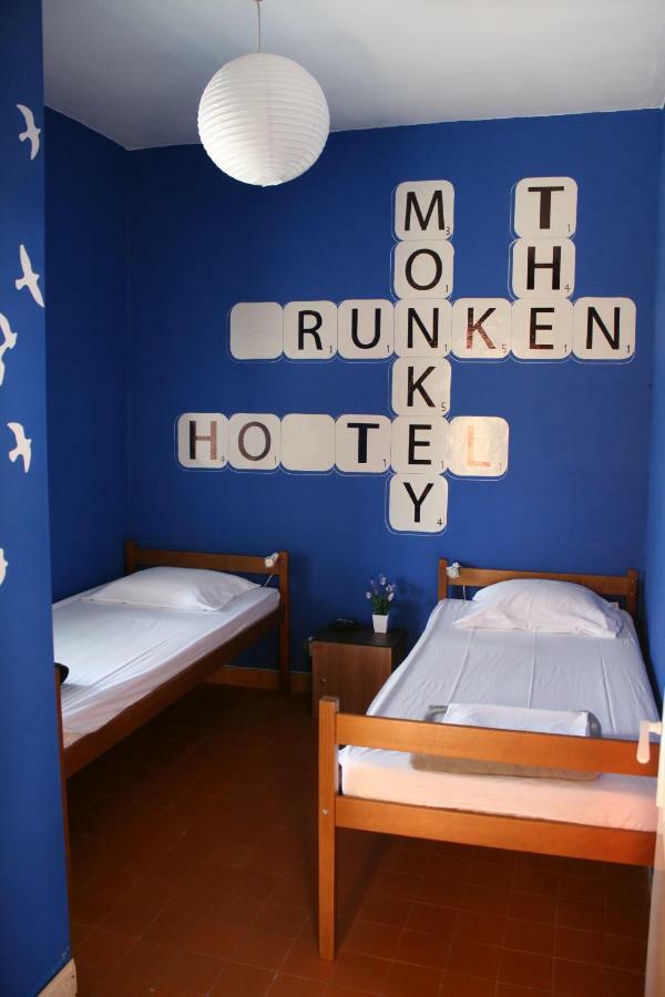 The Mellow Monkey Hostel Zadar Bagian luar foto