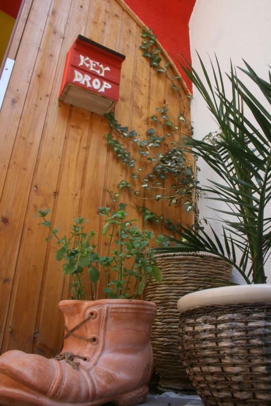 The Mellow Monkey Hostel Zadar Bagian luar foto